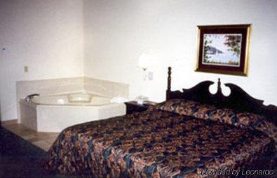 Collins Inn & Suites Pokój zdjęcie